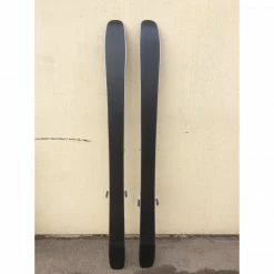 Cripple Creek Consignment Gear 154 Voile Ultravector W/Dynafit Radical ST Binding And Pomoca Climb 2.0