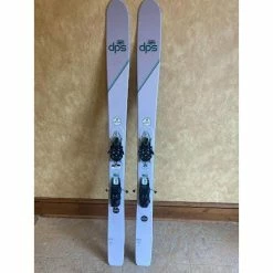 Cripple Creek Backcountry 163 DPS Pagoda Tour 100 W/Dynafit Rotation 10 Binding & Contour Skins -Used