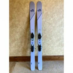 Cripple Creek Backcountry 179 DPS Pagoda Tour 106 W/Dynafit Radical ST Binding -Used