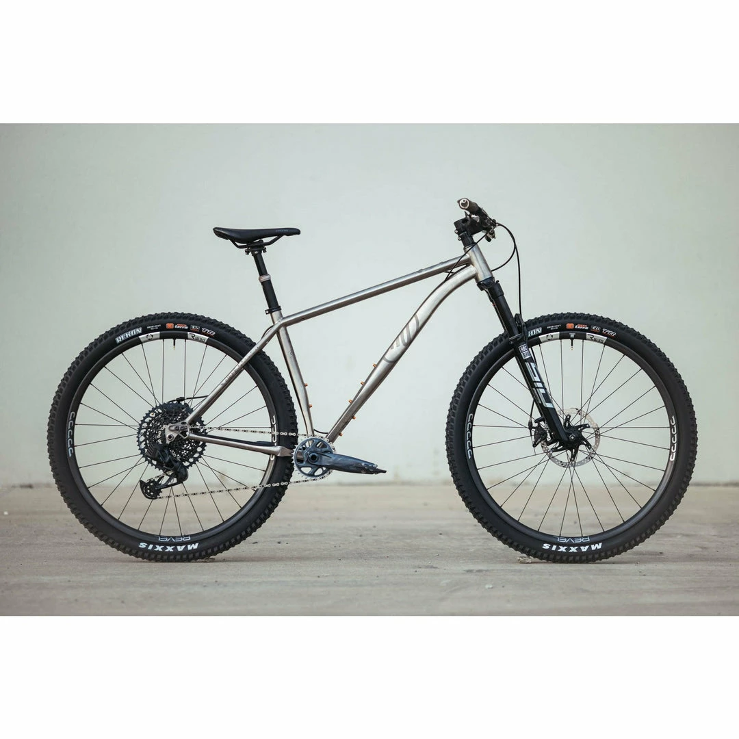 Why Cycles El Jefe SRAM XX1 Eagle AXS Mountain Bike Why Cycles El Jefe SRAM XX1 Eagle AXS Mountain Bike